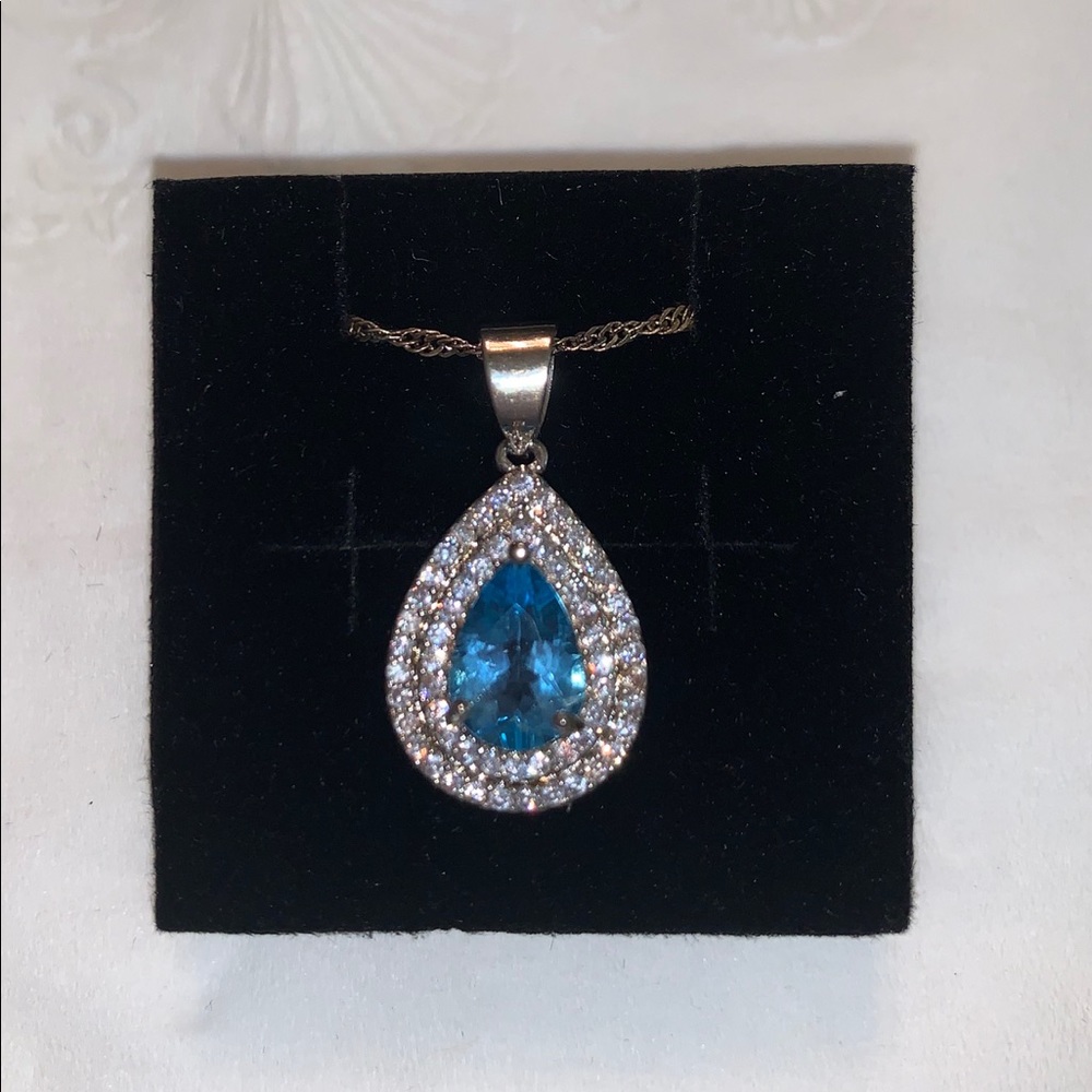 New Blue Topaz Teardrop pendant w/silver chain